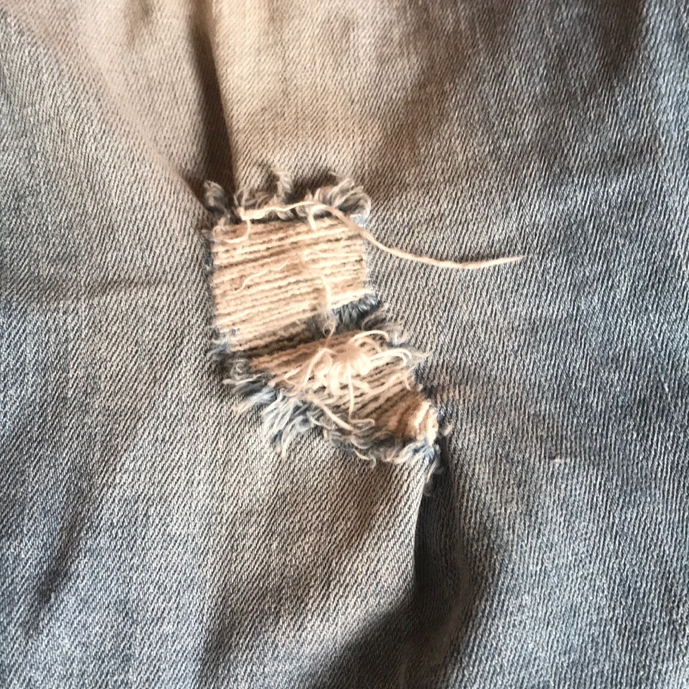 Universal Thread jeans - Picture 3 of 6